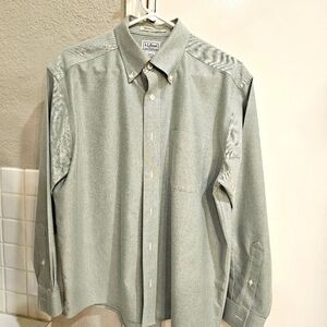 L.L. Bean Green Casual Button Down Shirt